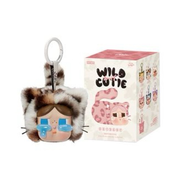 Pop Mart Wild Cutie Crybaby - Vintage Cutie - Picture 1 of 4